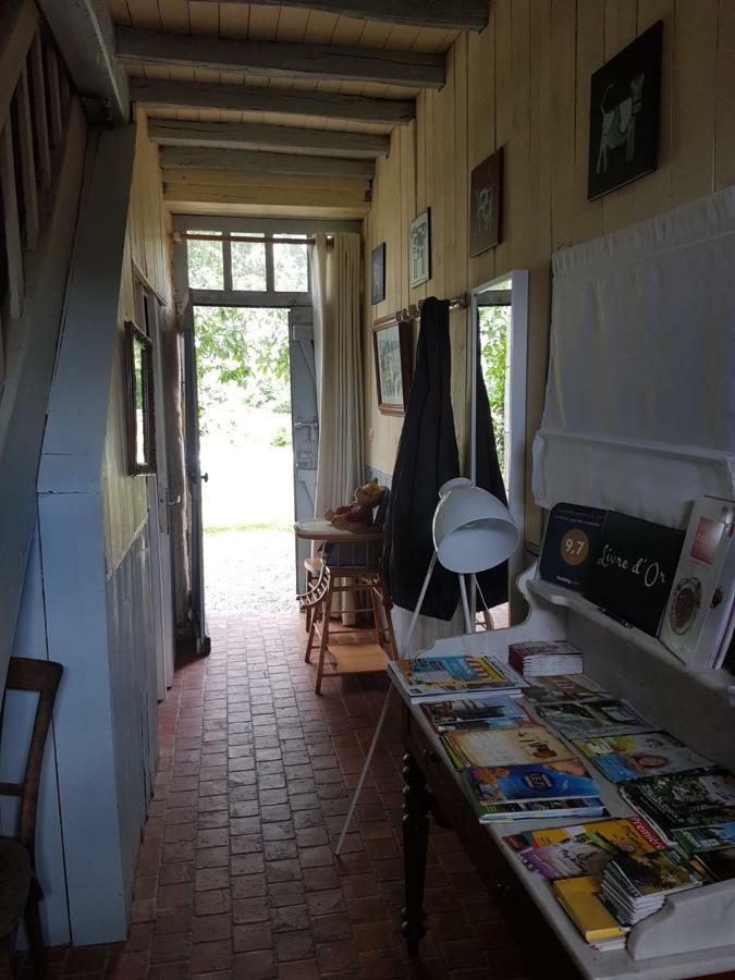 Le Vieux Logis De La Galocherie Sainte-Florence Exteriör bild